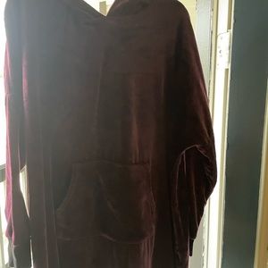 Purple velvety long sleeve nightshirt